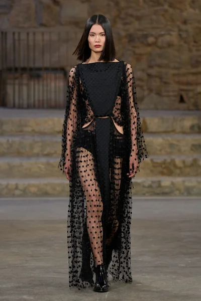 Look 23